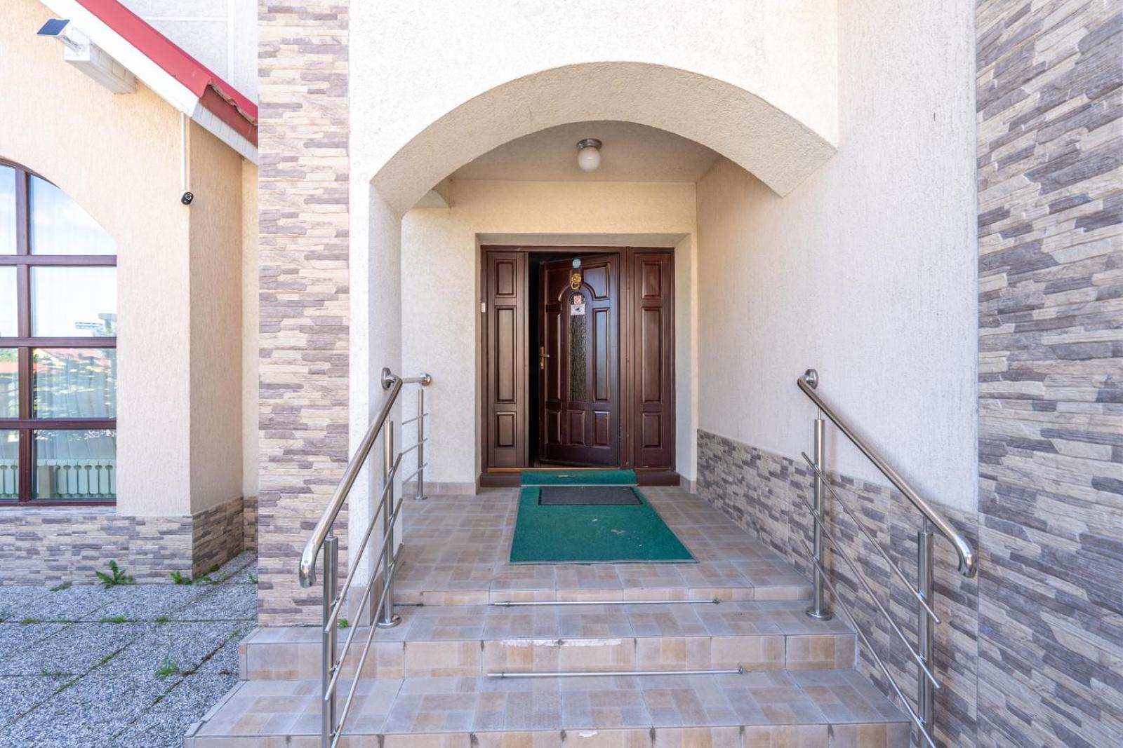 Farawayhomes Aparthotel Near Vienna Airport - Anytime Self Check-In Bruck an der Leitha Exteriér fotografie