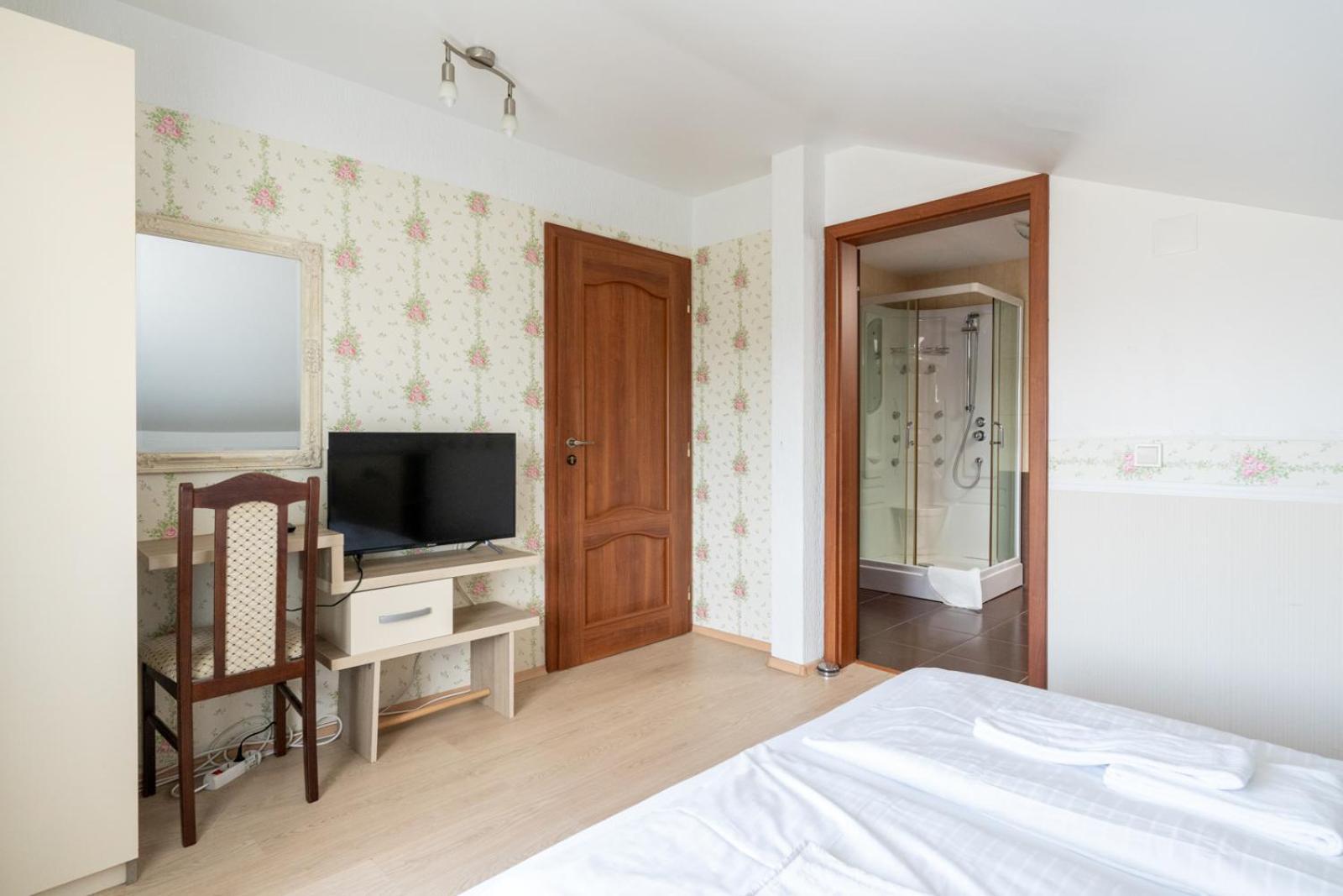 Farawayhomes Aparthotel Near Vienna Airport - Anytime Self Check-In Bruck an der Leitha Exteriér fotografie