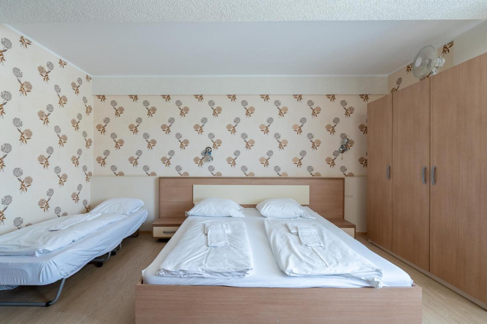 Farawayhomes Aparthotel Near Vienna Airport - Anytime Self Check-In Bruck an der Leitha Exteriér fotografie
